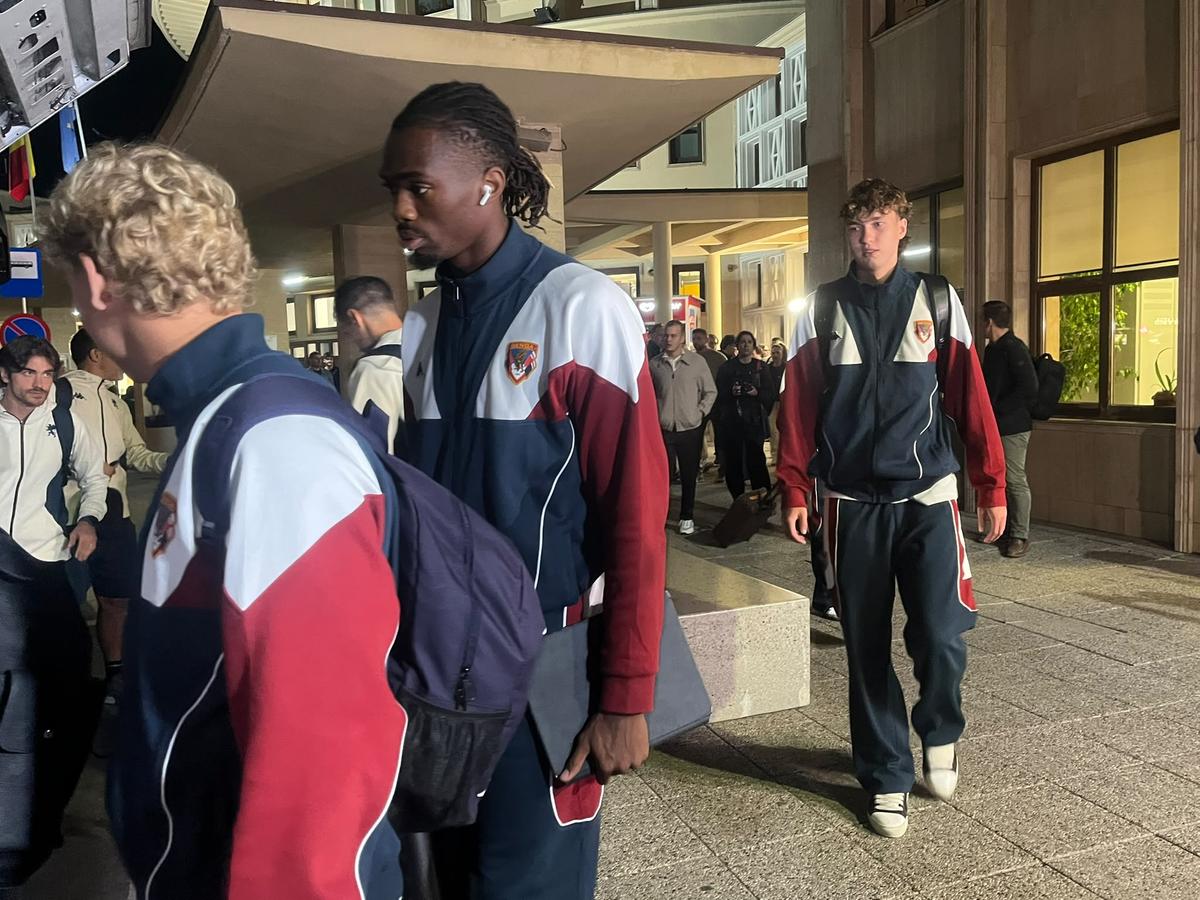 Sosire Genoa la București, amical Rapid