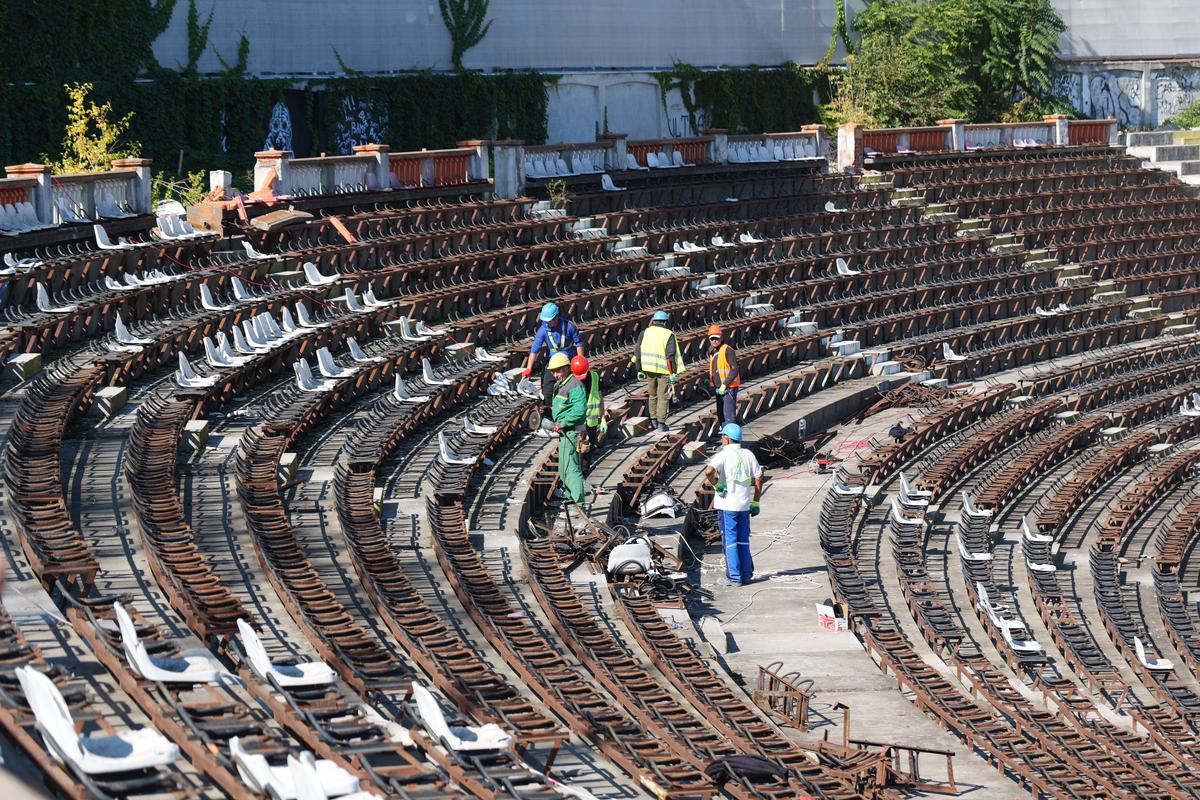 S-au reluat lucrările la Stadionul Dinamo, 01.10.2026 (2)