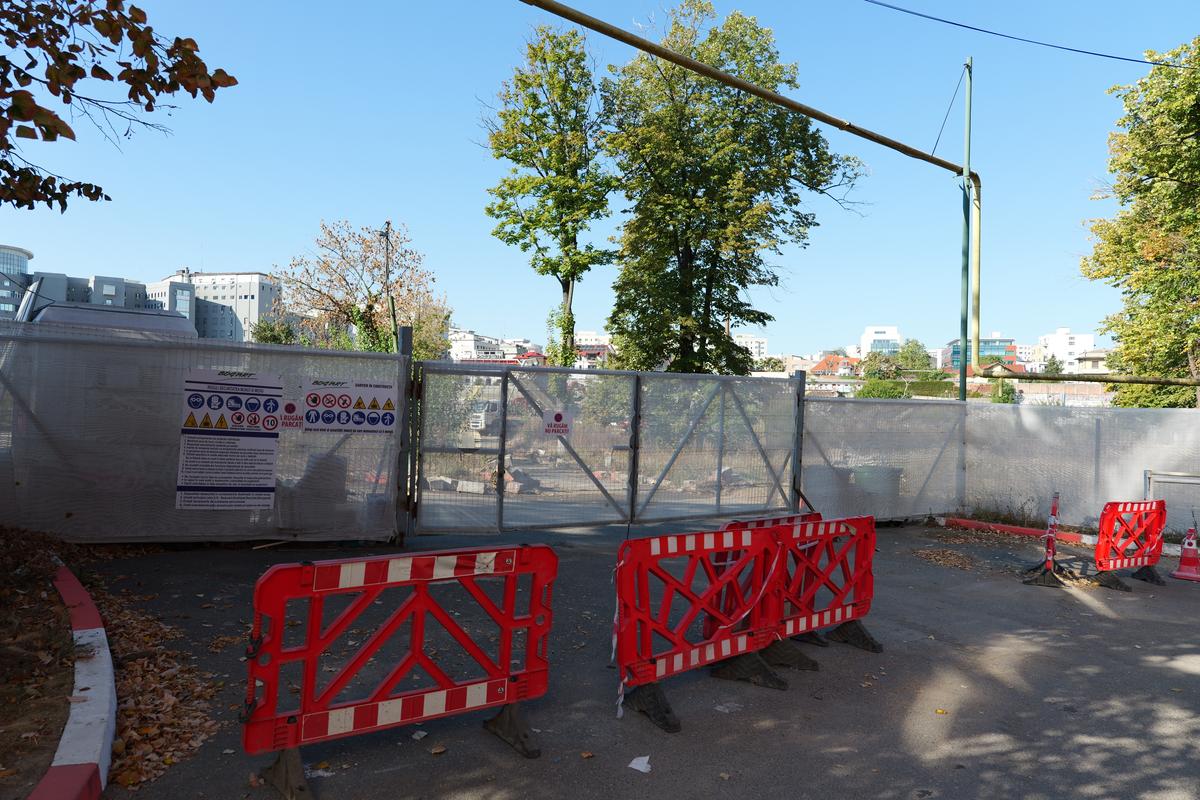 S-au reluat lucrările la Stadionul Dinamo, 01.10.2026 (1)