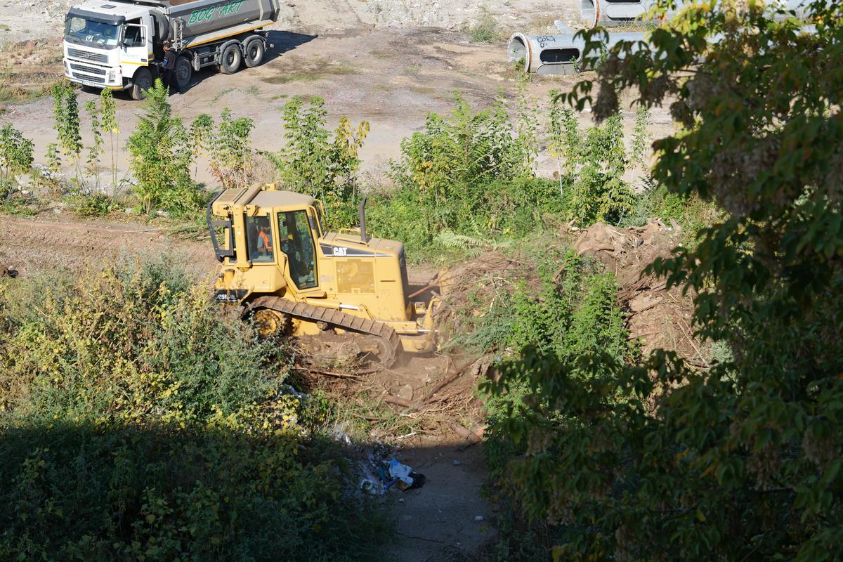 Excavatoarele au revenit în Ștefan cel Mare! S-au reluat lucrările la Stadionul Dinamo: toate imaginile » Când va fi gata noua arenă