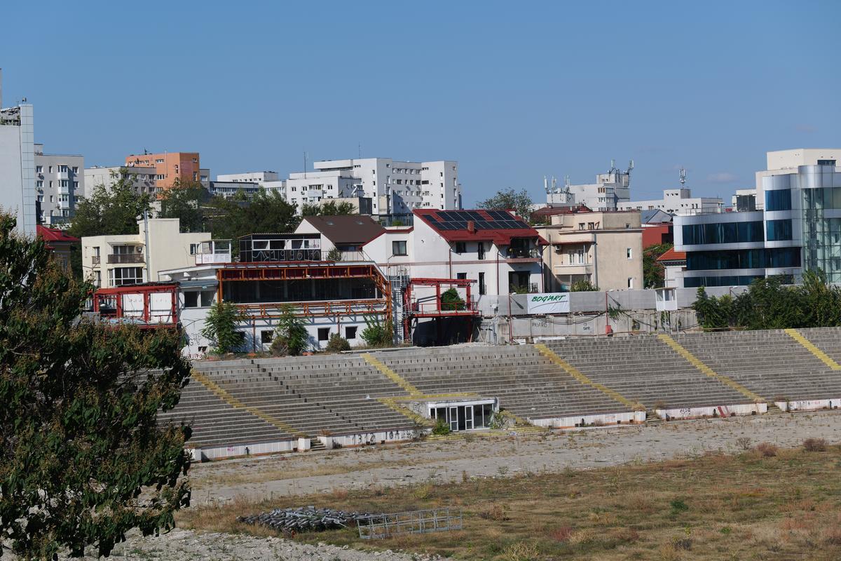 S-au reluat lucrările la Stadionul Dinamo, 01.10.2026 (2)