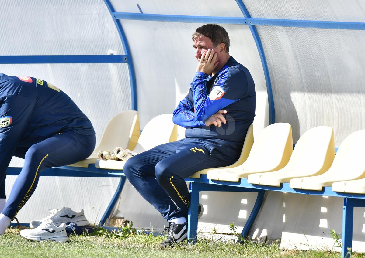Cum a fost surprins Gheorghe Hagi la antrenamentul oficial înainte de Polonia - România