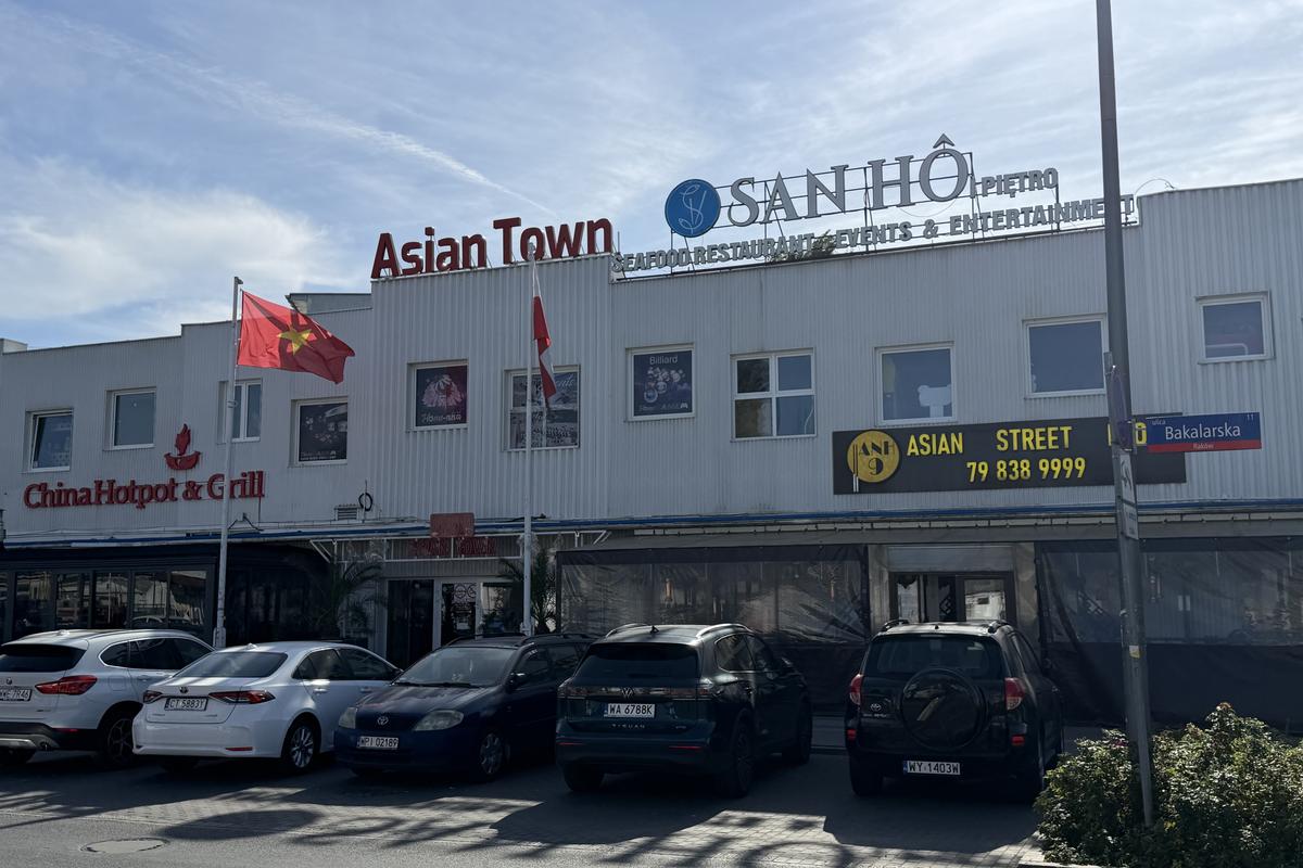 Imagini din cartierul vietnamez din Varșovia