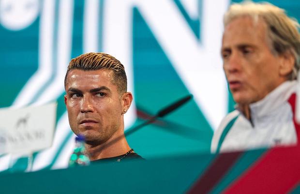 Politicienii de la Lisabona fac presiuni pentru o pace cu Ronaldo