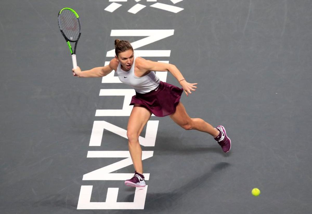 Simona Halep - Karolina Pliskova, WTA FINALS SHENZEN // VIDEO+FOTO Simona, ELIMINATĂ dramatic: a revenit de la 0-6 în primul set, după care s-a prăbușit în decisiv! A patra eliminare consecutivă în grupe