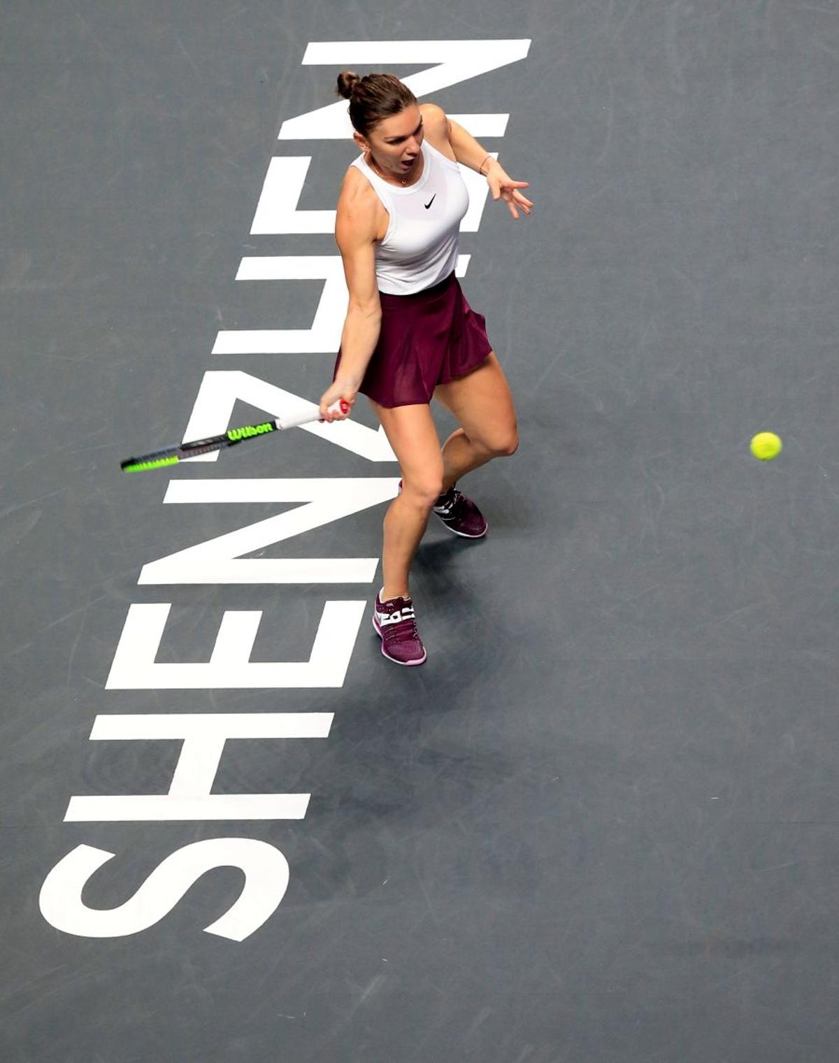 Simona Halep - Karolina Pliskova, WTA FINALS SHENZEN // VIDEO+FOTO Simona, ELIMINATĂ dramatic: a revenit de la 0-6 în primul set, după care s-a prăbușit în decisiv! A patra eliminare consecutivă în grupe