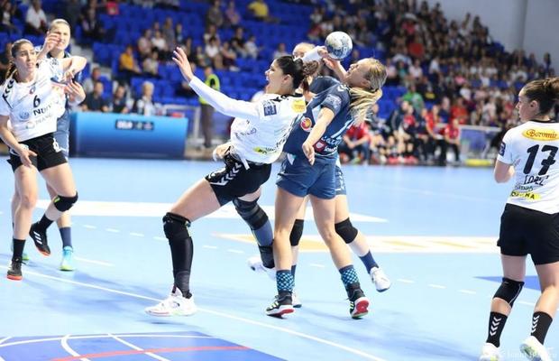 SCM RM. VÂLCEA - BUDUCNOST 20-21 // VIDEO Campioana României pierde la limită în grupele Ligii Campionilor! Cum arată ACUM clasamentul