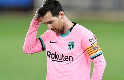 VIDEO + FOTO Barcelona, încă un pas greșit: 1-1 cu Alaves, echipă care a jucat 30 de minute în 10! Catalanii au luat doar 2 puncte din 12 în La Liga