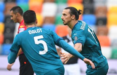 VIDEO Zlatan Ibrahimovic, reușită marcă înregistrată! A înscris din „foarfecă” și a adus victoria lui AC Milan în deplasarea cu Udinese