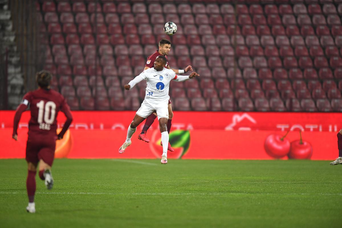 CFR CLUJ. EXCLUSIV Campioana își ia stoper de națională! Vin întăririle cerute de Dan Petrescu