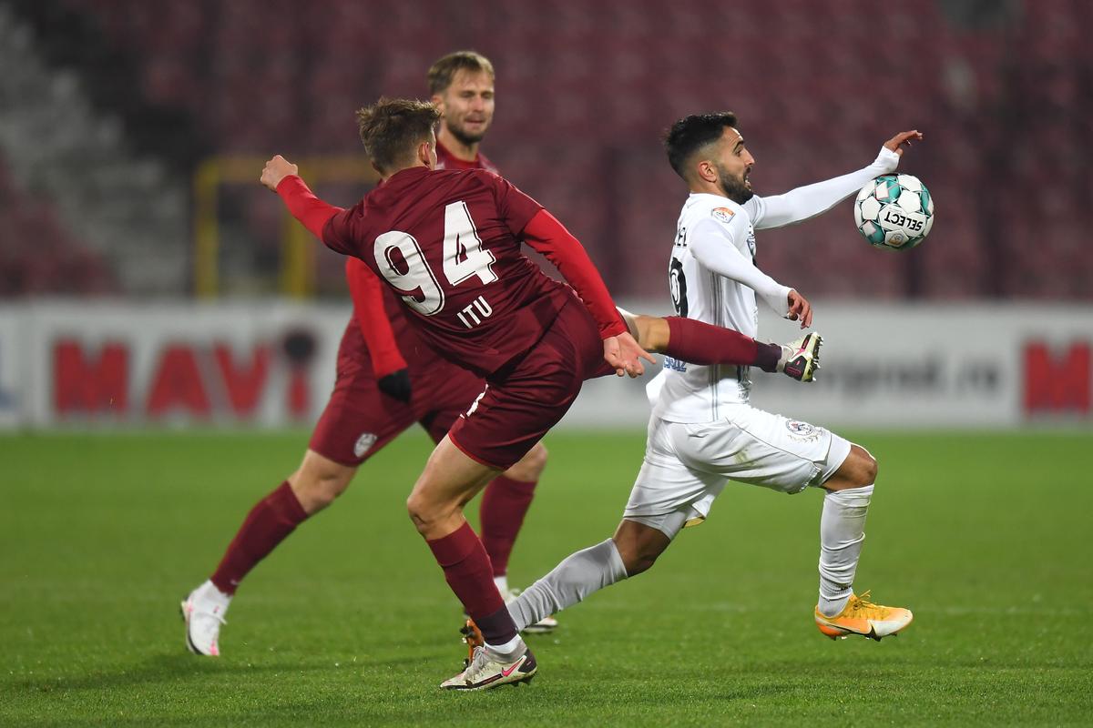 VIDEO Jucătorii lui Gaz Metan au sărbătorit victoria cu CFR Cluj pe ritmuri de manele » Cine a dat tonul petrecerii