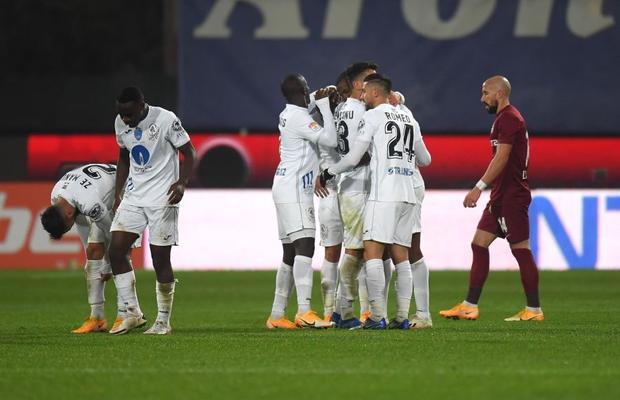 CFR Cluj - Gaz Metan 1-2 VIDEO » Surpriză uriașă în Gruia: Mediașul bate campioana în deplasare! Clasamentul