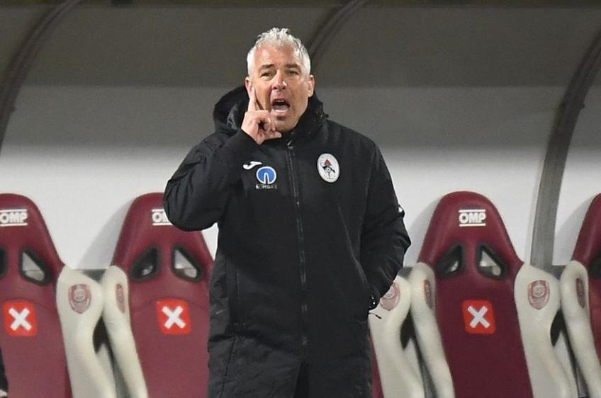CFR Cluj a pierdut cu Gaz Metan, scor 1-2. Jorge Costa, antrenorul medieșenilor și fostul tehnician al campioanei României en-titre, a tras concluziile după jocul din Gruia.