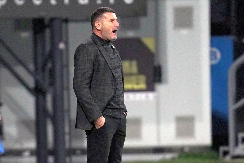 Chindia a învins-o pe UTA, scor 2-0. Laszlo Balint, antrenorul arădenilor, e uluit de ratările echipei lui.