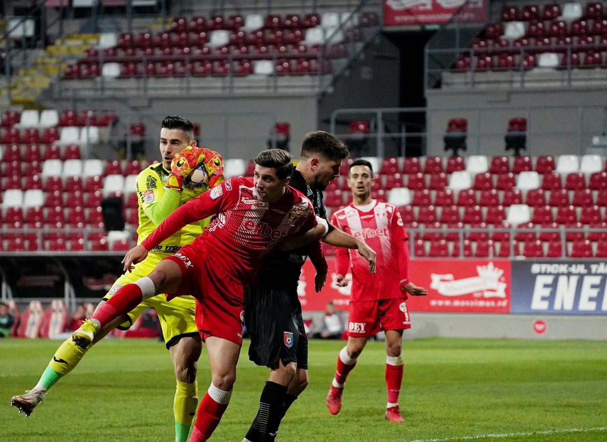 Declarația zilei în Liga 1: „Băiatul meu de 14 ani dădea gol din acele poziții”