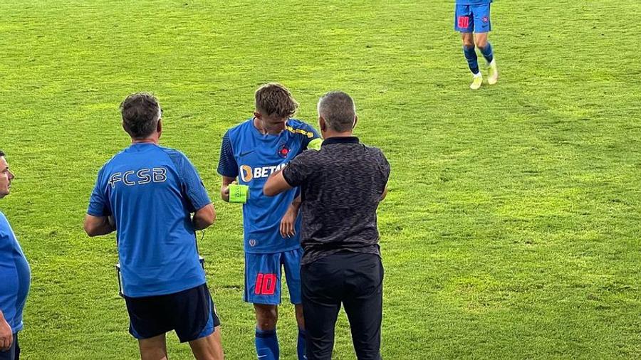 Nu mai e căpitan la FCSB! I-au luat banderola după prestațiile dezastruoase