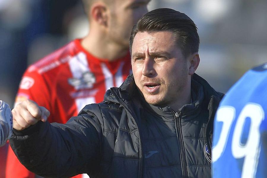 Fake news alert: FCSB vrea antrenor cu relații mari la Gazeta Sporturilor