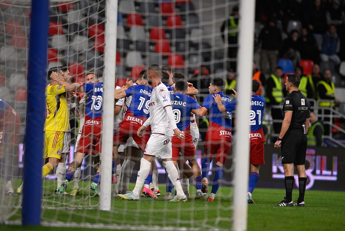 Daniel Vîrtej, conflict în prelungirile meciului Steaua - Rapid