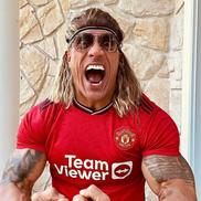 The Rock, „costumat” în David Beckham