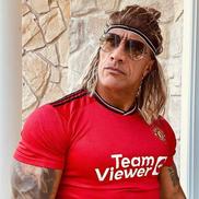 The Rock, „costumat” în David Beckham