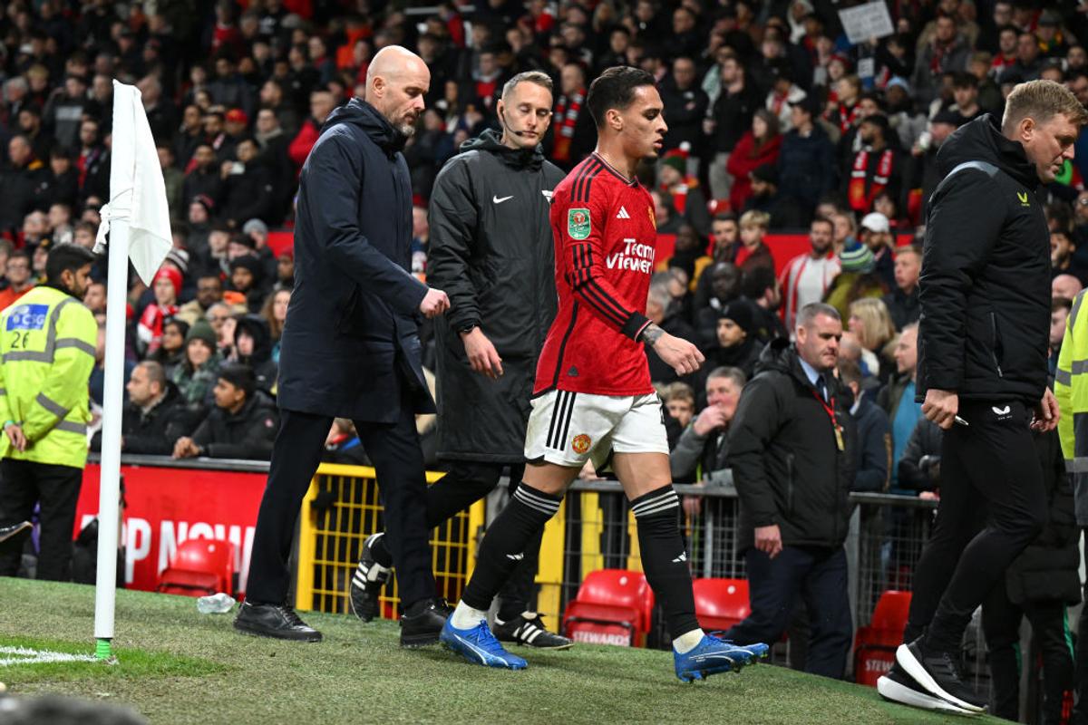 Manchester United - Newcastle, Cupa Ligii Angliei