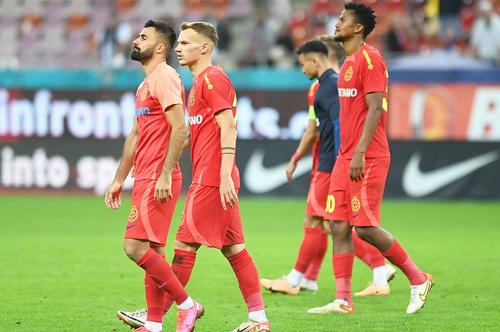 FCSB a rămas cu doar un punct avans în fruntea clasamentului // foto: Imago Images