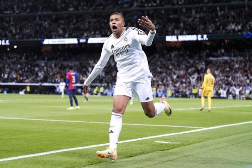 Kylian Mbappe este cel mai bine plătit fotbalist al lui Real Madrid / Foto: Imago