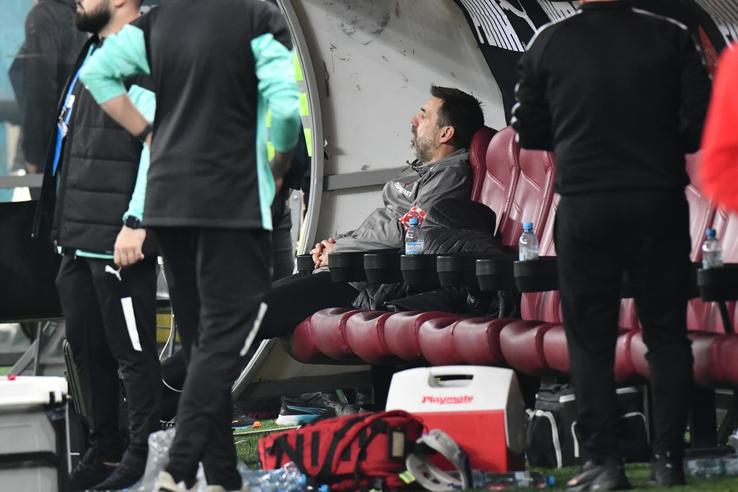 Zeljko Kopic, extenuat după Dinamo - CFR/ FOTO Cristi Preda (GSP)