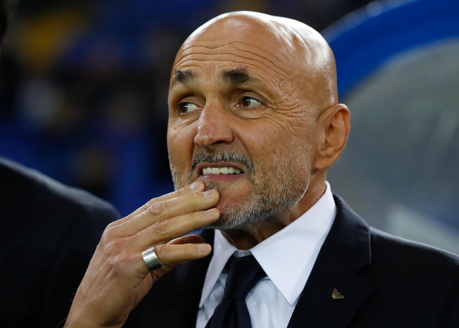 Luciano Spalletti, prins între ciocan și nicovală după ce a semnat cu Juventus // FOTO: Getty Images „Elevul Chivu și Maestrul Spalletti”, pe afișul derby-ului Inter - Juventus » „Nu m-a sunat, trebuie să fie ocupat”