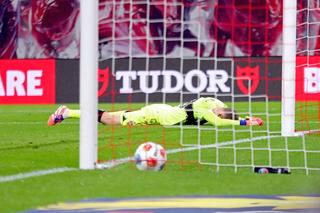 Gafă de proporții în Bundesliga! L-a luat valul, iar echipa lui a fost îngenuncheată în prelungiri