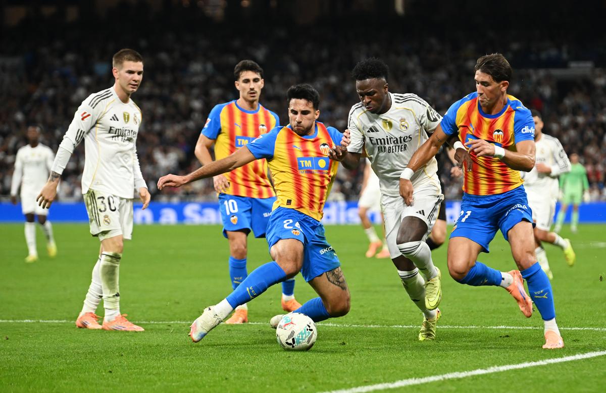 Real Madrid - Valencia, etapa 11 din La Liga
