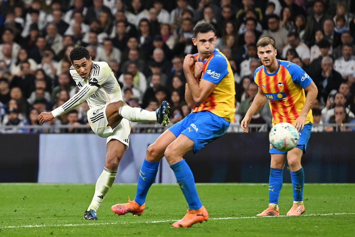 Real Madrid - Valencia, etapa 11 din La Liga