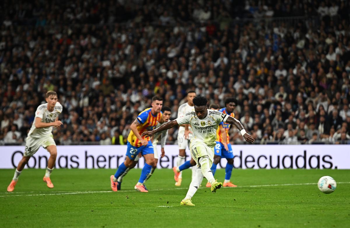 Real Madrid - Valencia 4-0 » Mbappe și două eurogoluri o desprind pe Real Madrid în fruntea La Liga