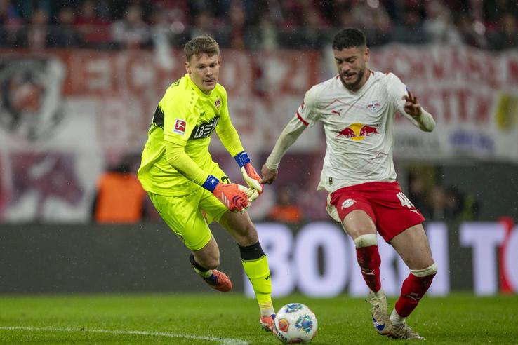 Gafa lui Alexander Nubel din Leipzig - Stuttgart. FOTO: Imago Images