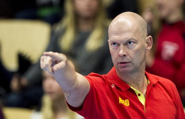 ROMÂNIA - SENEGAL 29-24 // Viorel Mazilu îl atacă din nou pe Tomas Ryde: „Tu ceri time-out să bei apă?” + „Ar trebui ca federația s-o cloneze pe Cristina Neagu”