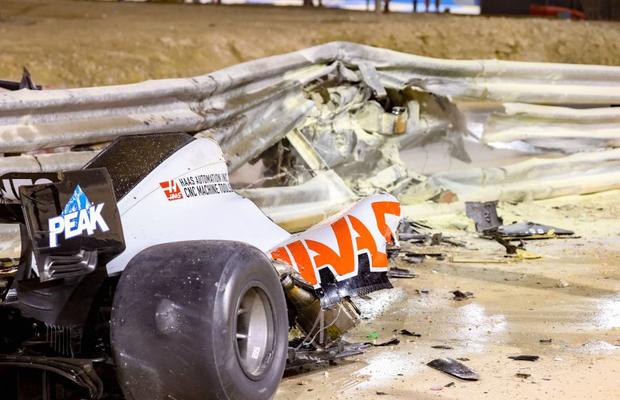 EXCLUSIV Fostul pilot Doru Sechelariu face o reconstituire șocantă a accidentului lui Romain Grosjean: „Putea să-i reteze capul. Unul la un milion scapă cu viață” + amintiri din padoc cu Grosjean