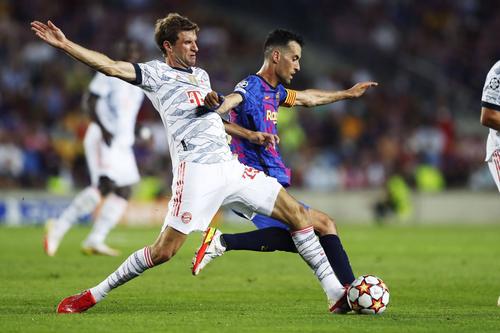 Thomas Muller, colegul lui Robert Lewandowski de la Bayern Munchen, nu e de acord cu rezultatul galei „Balonul de Aur”. Leo Messi a primit pentru a 7-a oară în carieră distincția individuală supremă din fotbal.