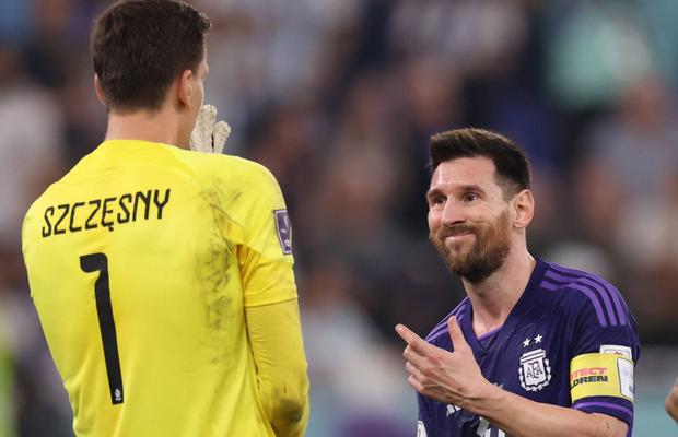 Incredibil! Szczesny și Messi au făcut pariu pe teren: „Probabil voi fi suspendat, dar nu-mi pasă” » Ce prevede regulamentul FIFA