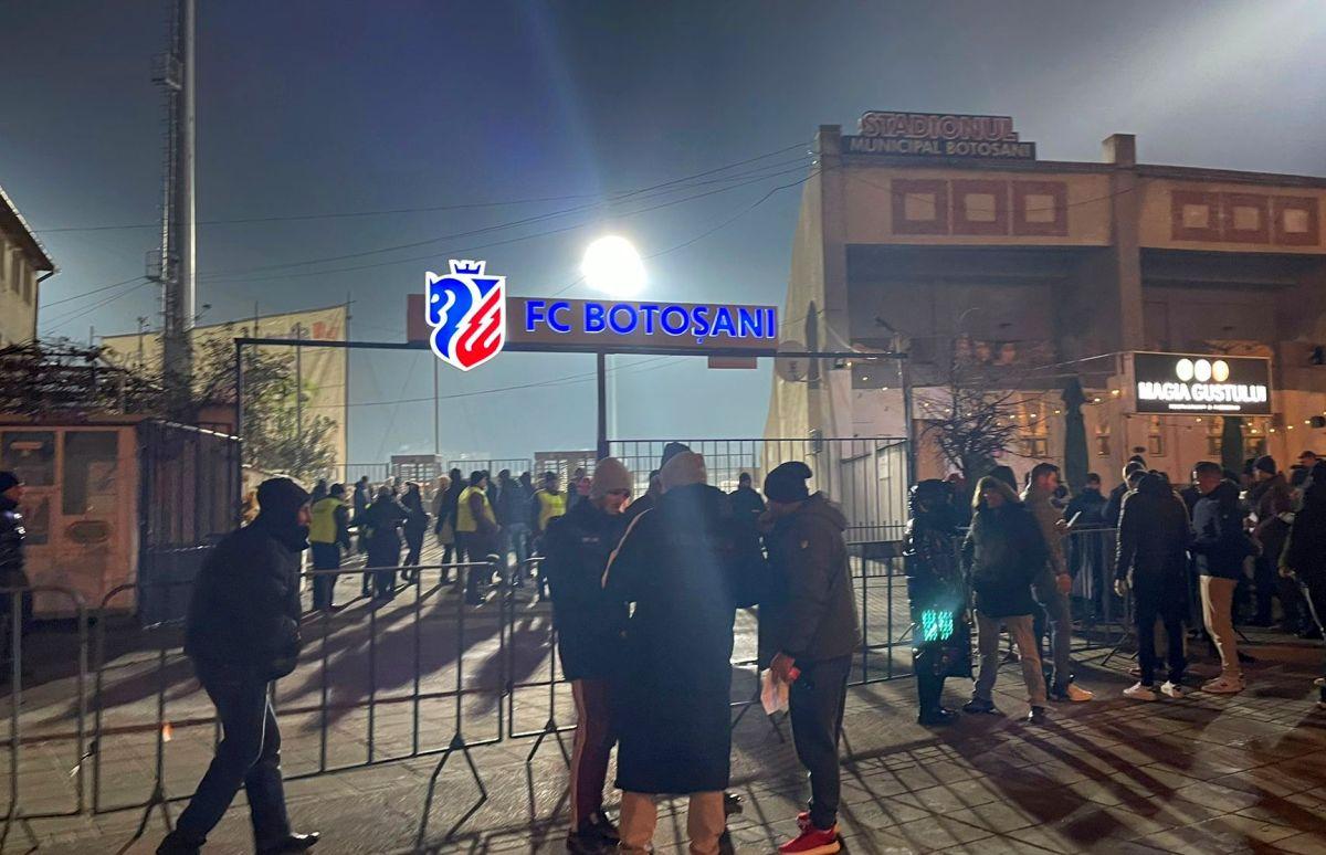 FC Botoșani - FCSB (imagini surprinse înainte de meci) + fotografii din timpul partidei