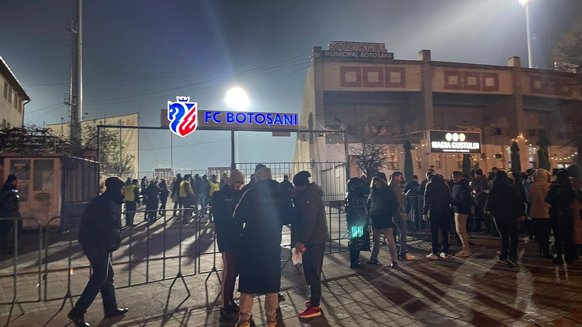 FC Botoșani - FCSB (imagini surprinse înainte de meci) + fotografii din timpul partidei