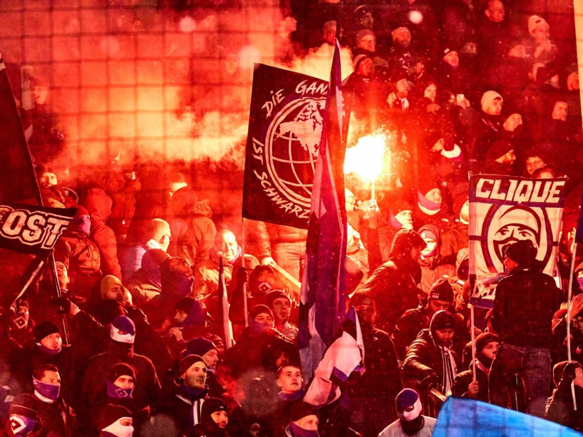 GSP a fost pe stadion la derby-ul incendiar din 2.Bundesliga » Cum s-a trăit din mijlocul suporterilor un meci nebun: revenire de la 0-2 + un autogol IREAL