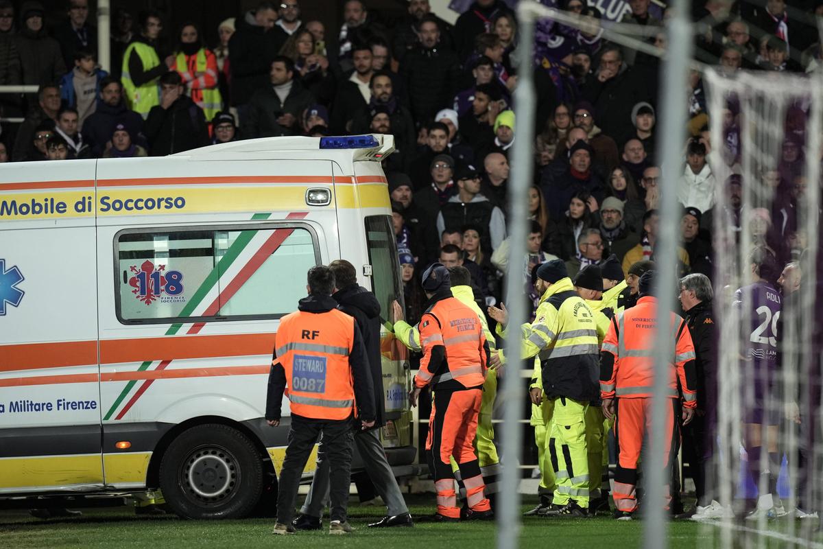 Fiorentina - Inter, abandonat. Edoardo Bove s-a prăbușit pe teren » Atenție, imagini cu puternic impact emoțional!
