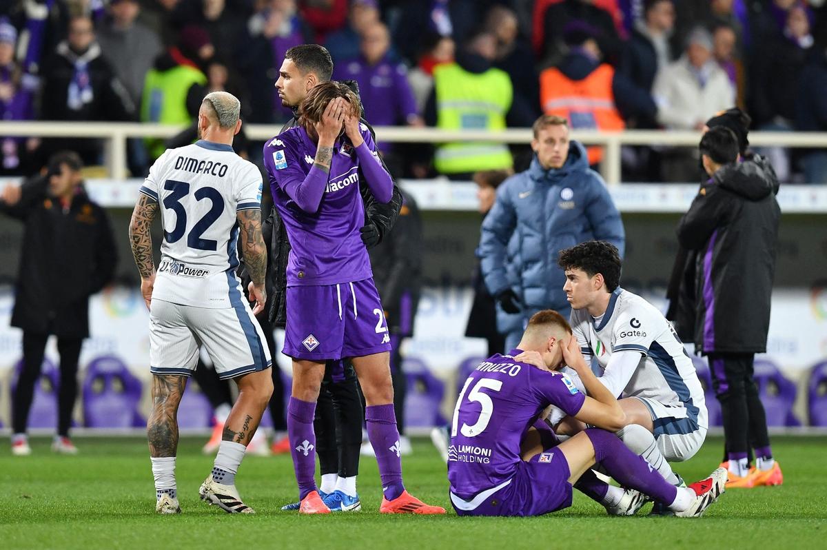 Fiorentina - Inter, abandonat. Edoardo Bove s-a prăbușit pe teren » Atenție, imagini cu puternic impact emoțional!