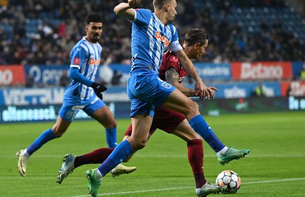 Rocadă à la Cluj: CFR a trecut de Universitatea Craiova fără probleme și a urcat pe primul loc în Superligă!