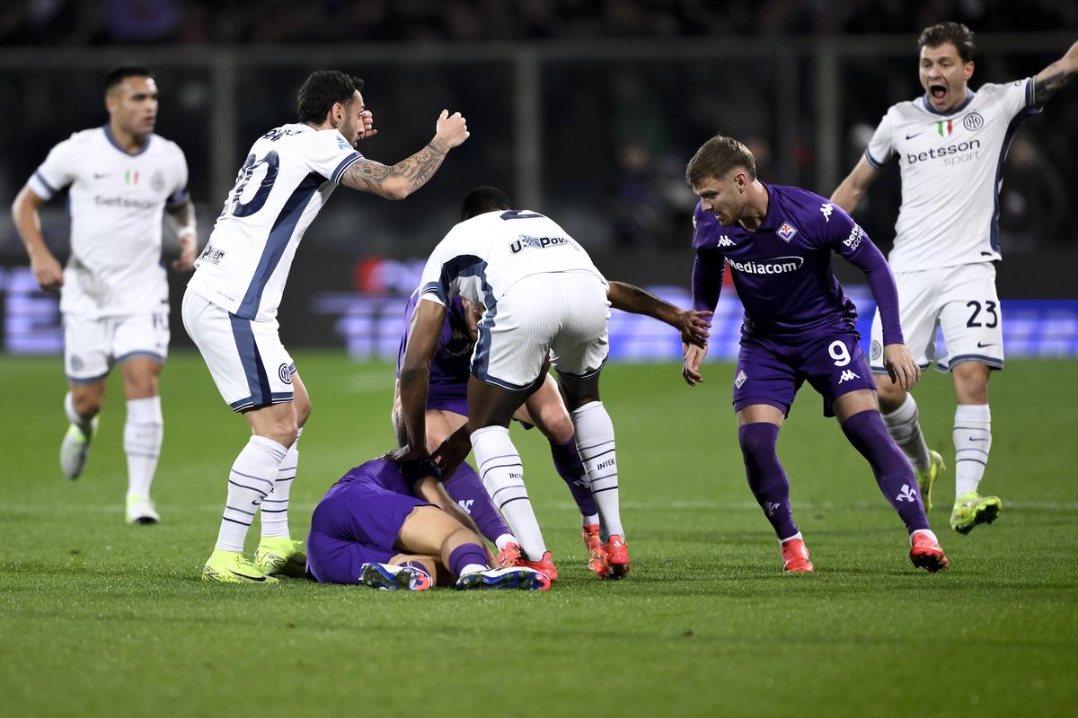 Povestea lui Edoardo Bove, mijlocașul Fiorentinei care a intrat în colaps în meciul cu Inter și e la spital în comă
