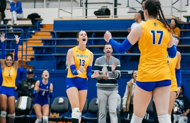 San Jose Spartans, echipa de volei cu o jucătoare transgender, și-a încheiat sezonul după un nou boicot al adversarei