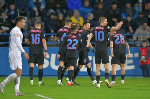 Adrian Șut, mijlocașul de la FCSB, a comentat victoria cu Farul, scor 2-1, și s-a arătat revoltat de atitudinea fanilor adverși/ foto Cristi Preda (GSP)