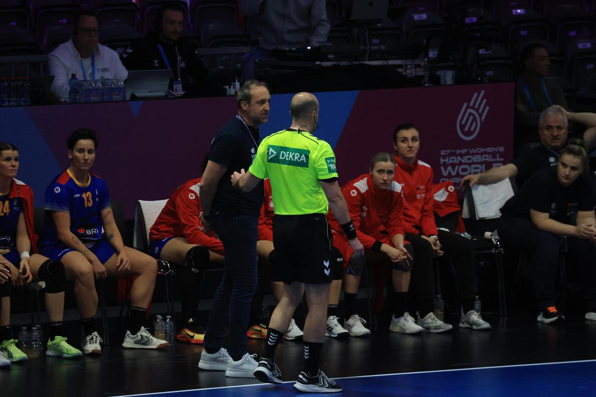 Dispărută în 20 de minute » România a picat testul Danemarca, dar încă poate ajunge în „sferturile” Campionatului Mondial de handbal feminin! Urmează Ungaria, trebuie altă apărare