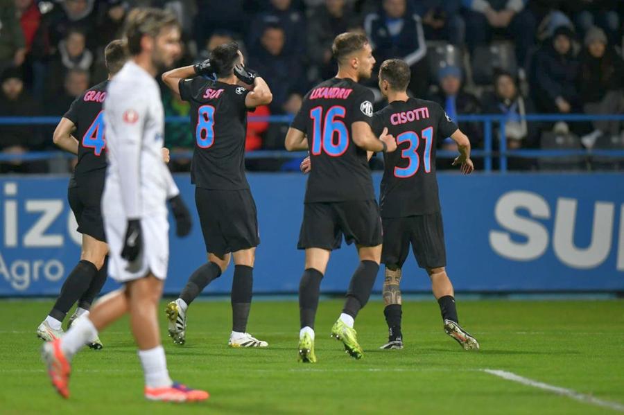 Gestul lui Adrian Șut în Farul - FCSB/ FOTO Cristi Preda (GSP) Titularul de la FCSB a răbufnit după victoria cu Farul: „Mi se pare incredibil, a fost exagerat. Ăsta e caracterul”
