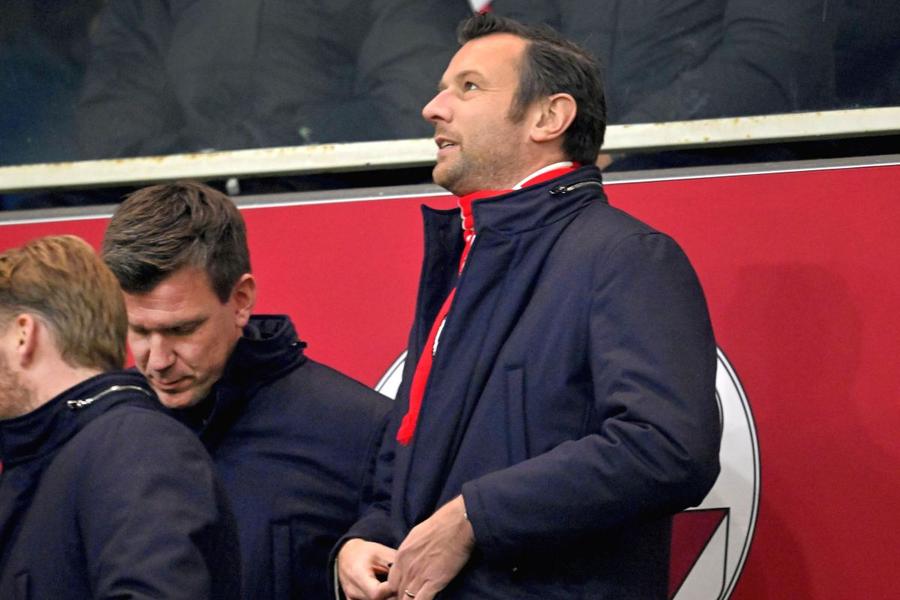 Menno Geelen, directorul lui Ajax. Foto: Imago Directorul lui Ajax anunță prima măsură după haosul declanșat pe stadionul „Johan Cruyff”: „Aceasta a fost cauza! Acum, măcar atât lucru putem face”